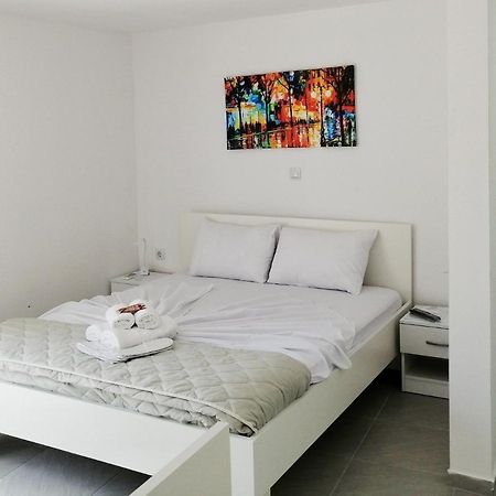 Redex Apartments Охрид Екстер'єр фото
