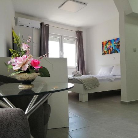 Redex Apartments Охрид Екстер'єр фото